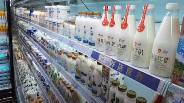 China dairy giant Yili on aggressive overseas shopping spree