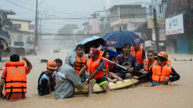 Typhoon Gaemi đổ mưa lớn ở Manila; 114 chuyến bay bị hủy