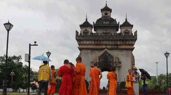 Laos đang nhận được giải quyết nợ nần của nó