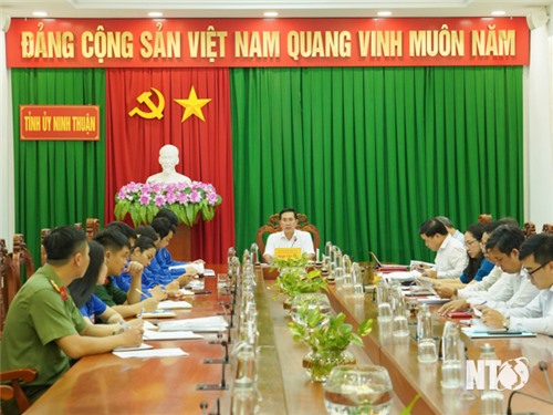 Thường trực Tỉnh ủy làm việc với Ban Thường vụ Tỉnh đoàn