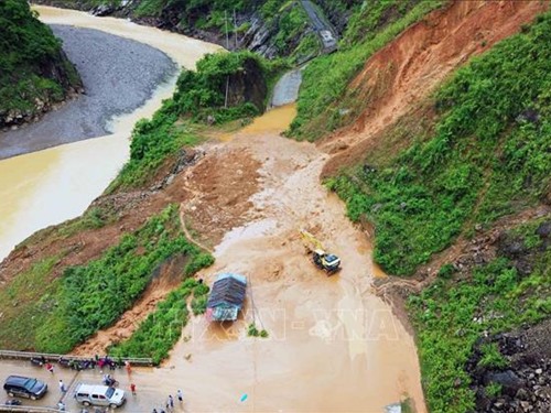 Tăng cường chống chịu, giảm thiểu rủi ro thiên tai