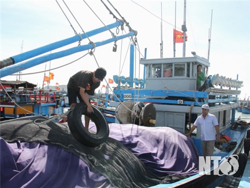 Nâng cao năng lực tàu thuyền để khai thác xa bờ