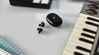 Ưu đãi trong ngày của Woot: Nhanh lên và nhận mức giảm giá 43% cho Beats Studio Buds