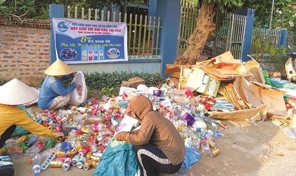 Phụ nữ Cẩm Lĩnh giúp nhau thoát nghèo, khởi nghiệp