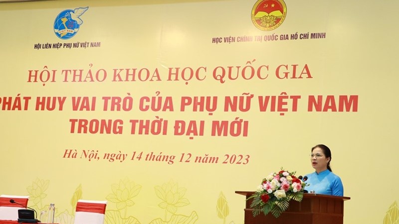 Phát huy vai trò của phụ nữ Việt Nam trong thời đại mới