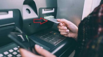 Đi rút tiền không may bị nuốt thẻ ATM: Ấn ngay nút này lấy lại dễ dàng, không cần tốn thời gian chờ đợi