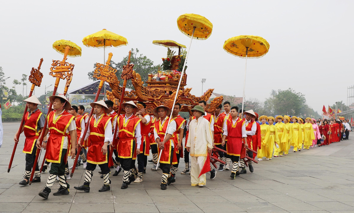 Tự hào nguồn cội