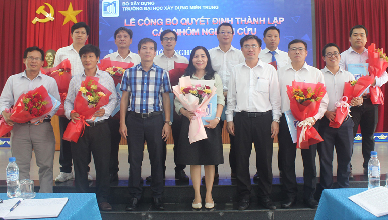 Đẩy mạnh hoạt động nghiên cứu khoa học trong nhà trường