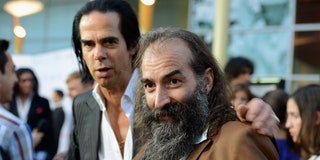 Nick Cave và Warren Ellis chấm điểm cho bộ phim tiểu sử về Amy Winehouse mới Back to Black