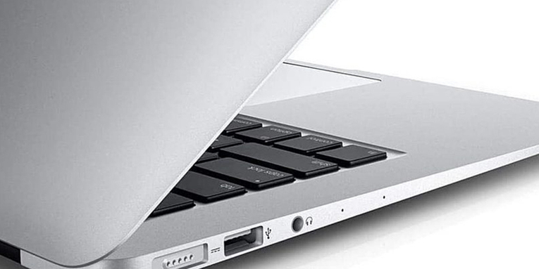 Tiết kiệm hơn 800 USD và nâng cấp công nghệ của bạn với chiếc Apple MacBook Air 13,3 inch đã được tân trang lại này