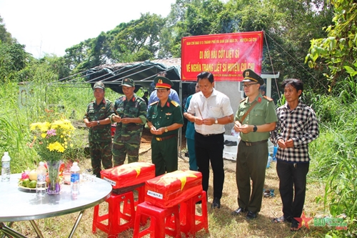 Di dời hài cốt liệt sĩ Đỗ Chơn Ba và Đỗ Chơn Bót về Nghĩa trang Liệt sĩ huyện Củ Chi