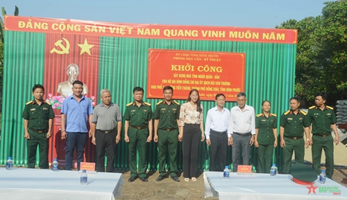 Khởi công xây dựng nhà "Tình nghĩa quân dân" tặng quân nhân khó khăn