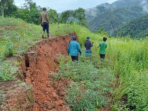 Điện Biên: Di dời 23 hộ dân khỏi khu vực nguy cơ cao sạt lở đất