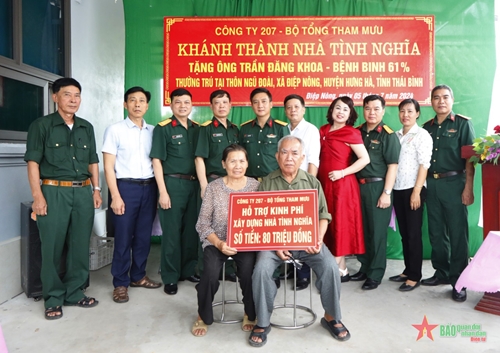 Công ty 207, Bộ Tổng Tham mưu trao tặng “Nhà tình nghĩa” tại Thái Bình