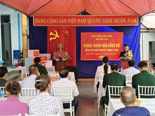 Nhà máy Z49 (Binh chủng Công binh) bàn giao “Nhà đồng đội”