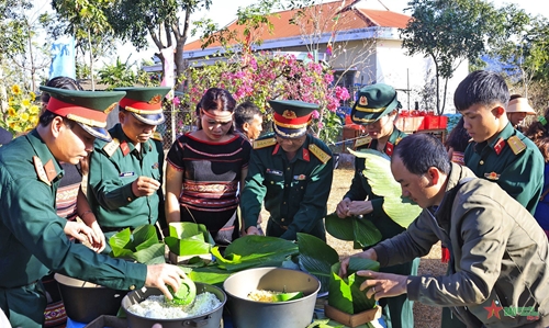 Quân đoàn 3: Chi hơn 16 tỷ đồng chăm lo Tết cho gia đình chính sách và nhân dân trên địa bàn