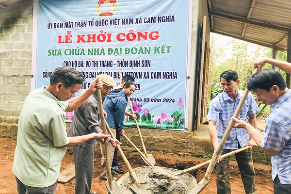 Quan tâm hỗ trợ người nghèo vươn lên