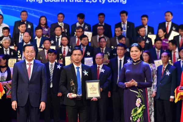 Dong Thanh Cooperative wins CoopStar Awards 2024