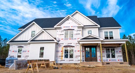 Sales of New Homes Tick Up in January