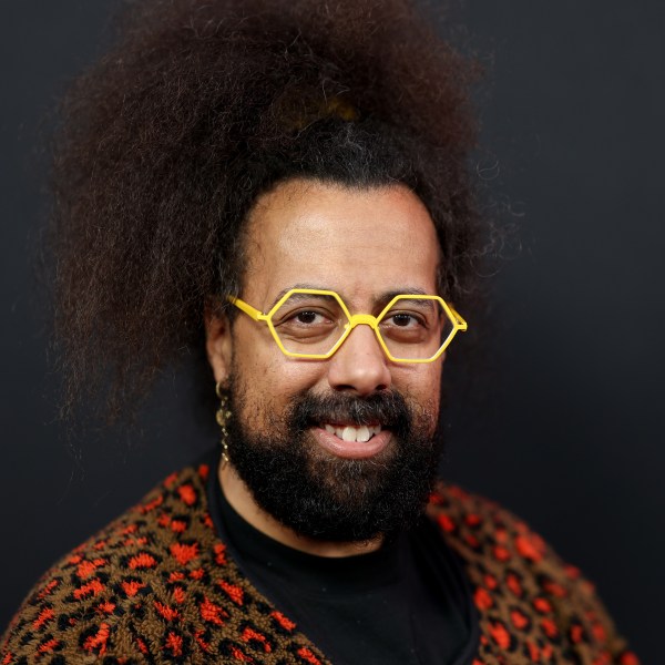 Reggie Watts đúng lúc