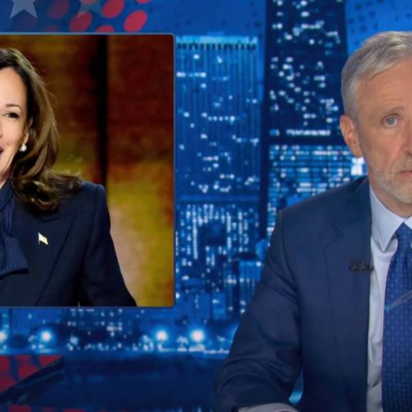 Xem Jon Stewart Recap Hội Nghị Quốc Gia Dân Chủ: Một đêm tuyệt vời cho Kamala Harris '