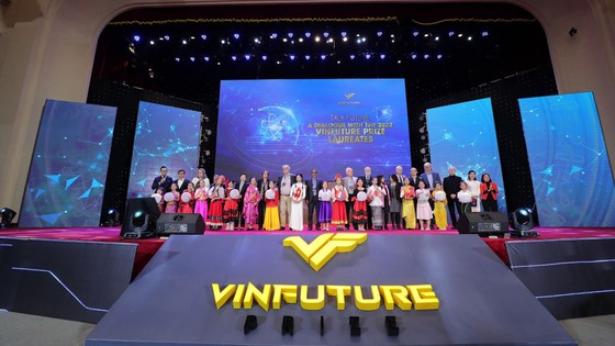 Giải thưởng VinFuture: Khoa học phụng sự nhân loại