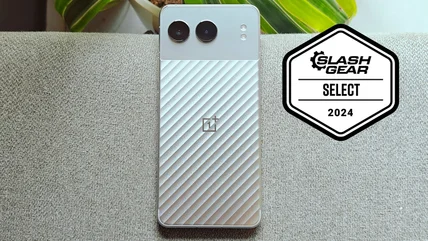 OnePlus Nord 4 Review: 5G metal Midrange hero với giá cao