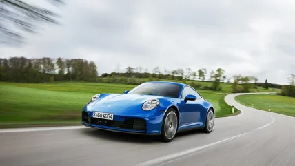 Chiếc Porsche 911 nhanh cỡ nào?