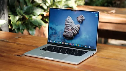 Mô hình MacBook nào có 120 Hz Hiển thị?