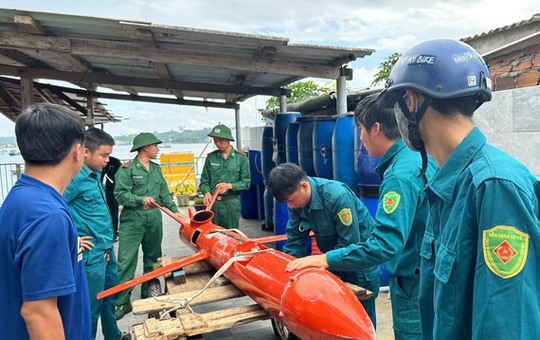 Ngư dân phát hiện vật thể lạ, nghi thiết bị bay không người lái