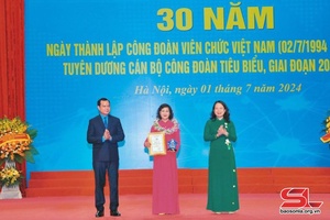 Vinh danh, biểu dương cán bộ công đoàn tiêu biểu giai đoạn 2018-2023