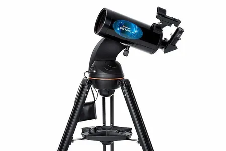 Ưu đãi về kính thiên văn và ống nhòm Celestron 2023