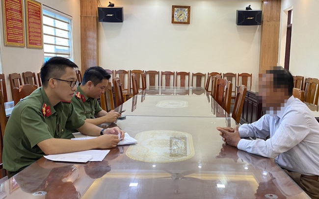 Đưa nội dung sai trong sách giáo khoa lên mạng, người đàn ông bị phạt 7,5 triệu đồng