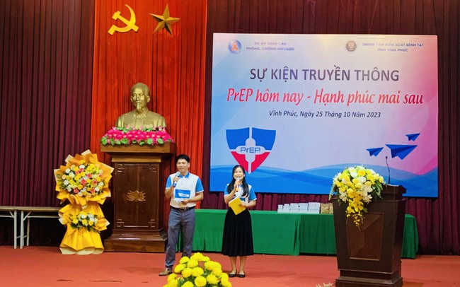 Phòng chống HIV/AIDS trong sinh viên Trường Đại học Y Hà Nội