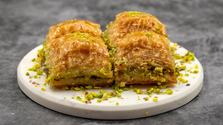 Cách thích hợp để lưu trữ Baklava về sau