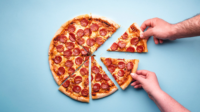 Nguồn gốc bất ngờ của Pepperoni ở Mỹ