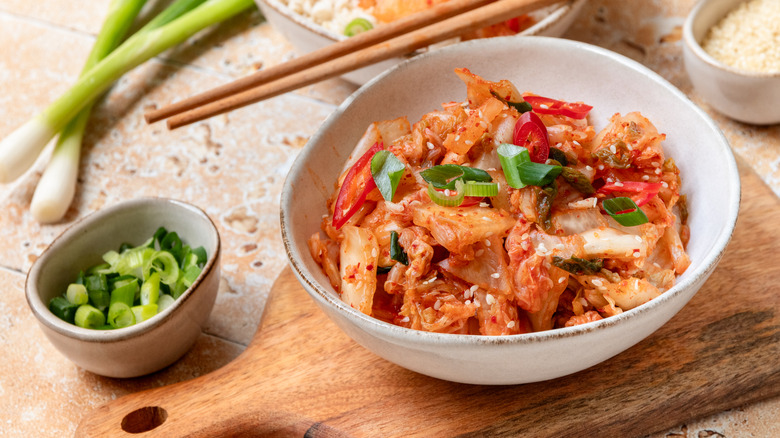 Kimchi là sự bổ sung đầy khích lệ mà bạn cần