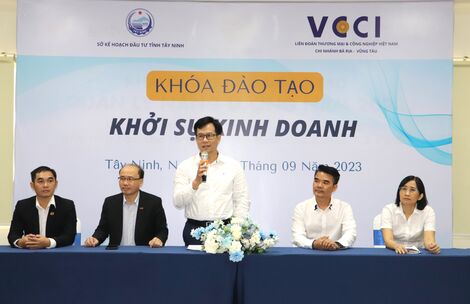 Đẩy mạnh hỗ trợ doanh nghiệp nhỏ và vừa