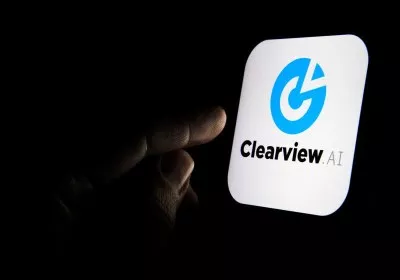 Clearview AI muốn trả cho người Mỹ đồng xu trong công ty vì đã xâm phạm quyền riêng tư của họ