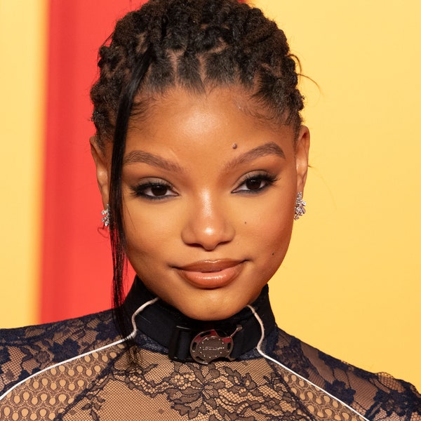 Halle Bailey là phiên bản hấp dẫn nhất của những cây đinh trần truồng