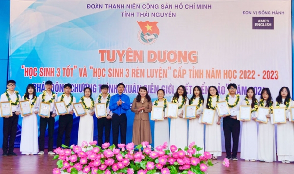 Tuyên dương "Học sinh 3 tốt", "Học sinh 3 rèn luyện" cấp tỉnh