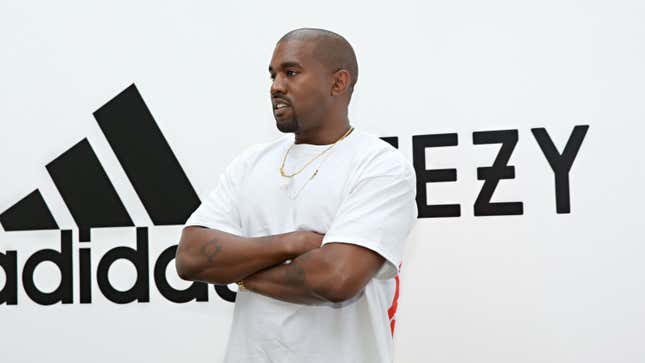 Kanye West bảo quản lý Adidas người Do Thái hôn ảnh Hitler "mỗi ngày" giữa hàng thập kỷ bị quấy rối