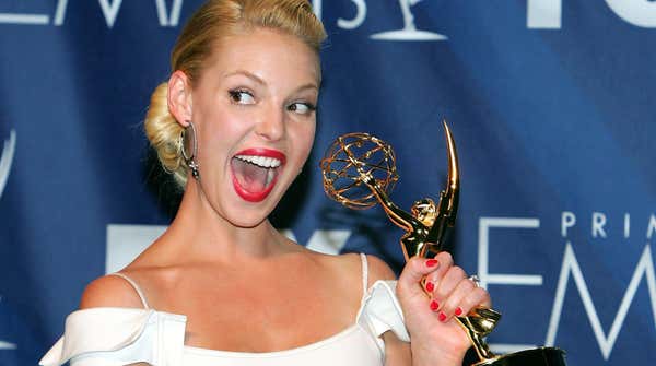 Gần 20 năm sau, Katherine Heigl vẫn còn phải giải thích về vụ bê bối tai tiếng của emmy Emys