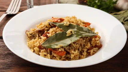 The Flavorful Reason You Should Be Adding Bay Leaves To Your Rice