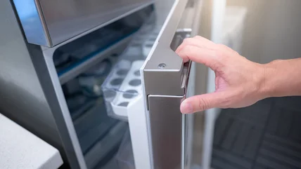 10 Common Mistakes Everyone Makes With Their Refrigerator