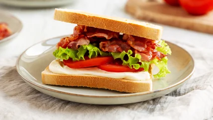 Tại sao bánh mì chưa nướng thực sự là lựa chọn tốt nhất cho BLT của bạn