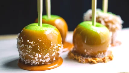 Tặng táo caramel muối Cách xử lý vị umami với một ít miso