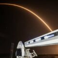 SpaceX Falcon 9 Tên lửa tạm thời dừng lại ở dưới hạ cánh Mishap