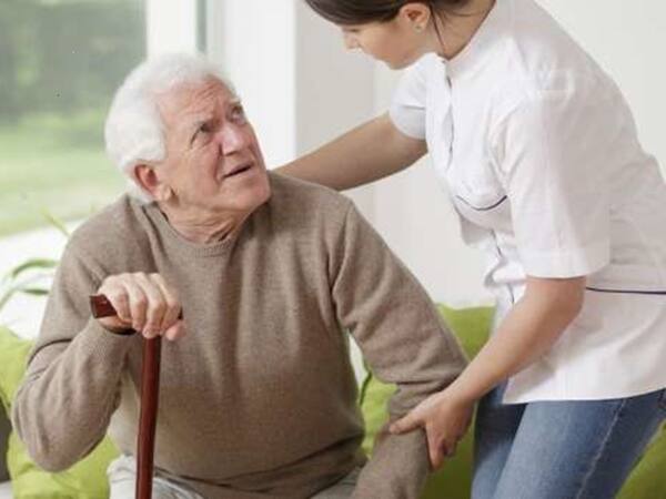 Quản lý bệnh Parkinson: hỗ trợ chăm sóc sức khỏe và khuyến khích bệnh nhân hạnh phúc