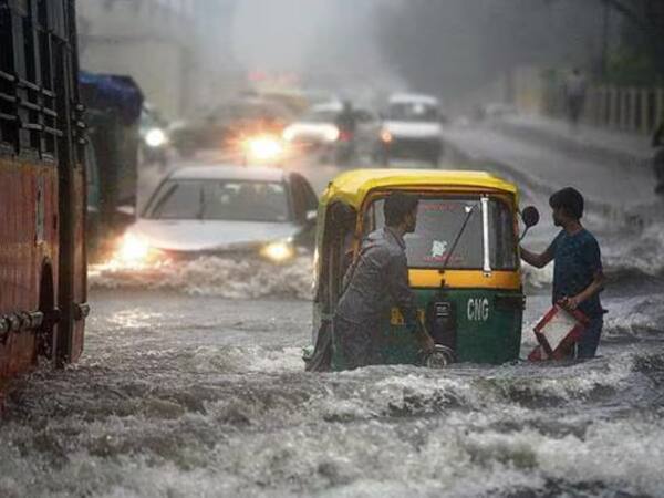 Báo cáo thời tiết: Top Rain Lashes Delhi-NCR; Các chuyên gia cảnh báo về 10 căn bệnh virus bùng phát